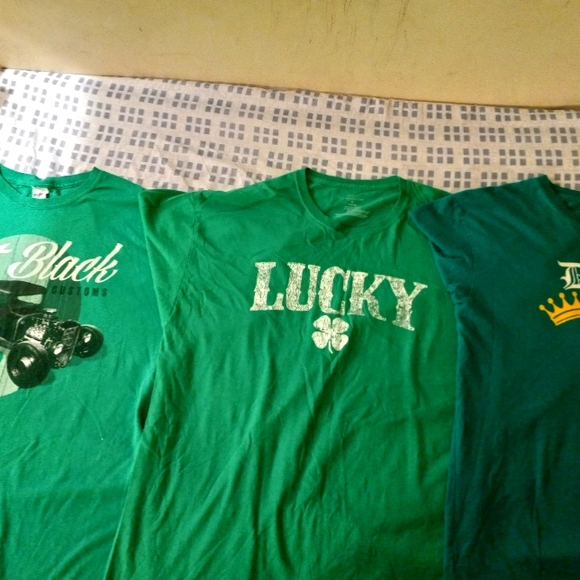 Other - 5 for $20 Bundle of 3 mens green size XL t-shirts